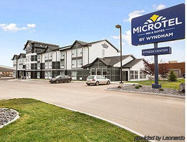 Microtel Inn & Suites By Wyndham Blackfalds Екстер'єр фото